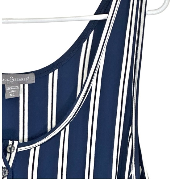 🌸NWT- Peace & Pearls- Navy/White Stripe Tank Shorts Romper- Size XL - Picture 3 of 7